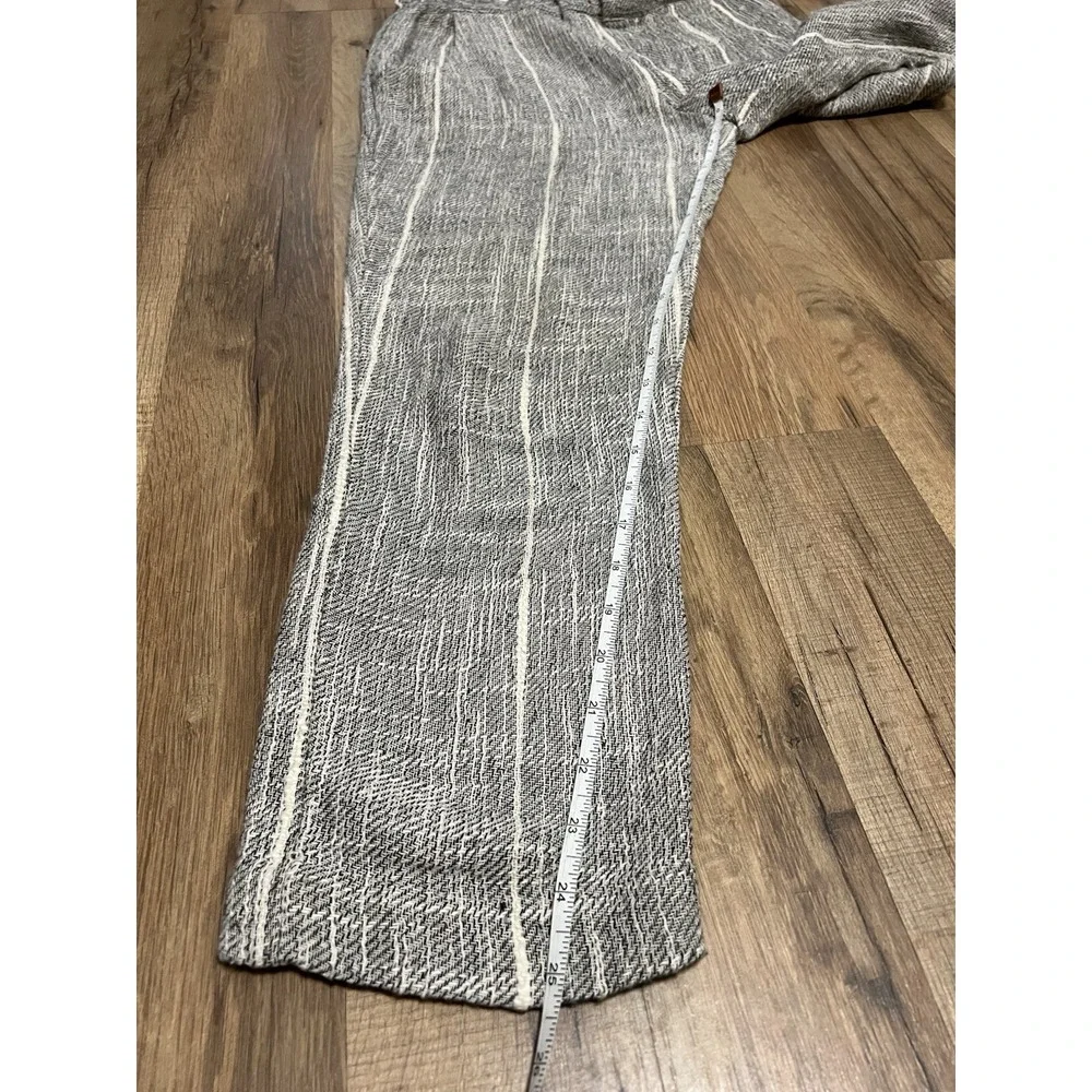 Free People Cotton Blend‎ Light Weight Gray Striped Cropped Pants Size 0